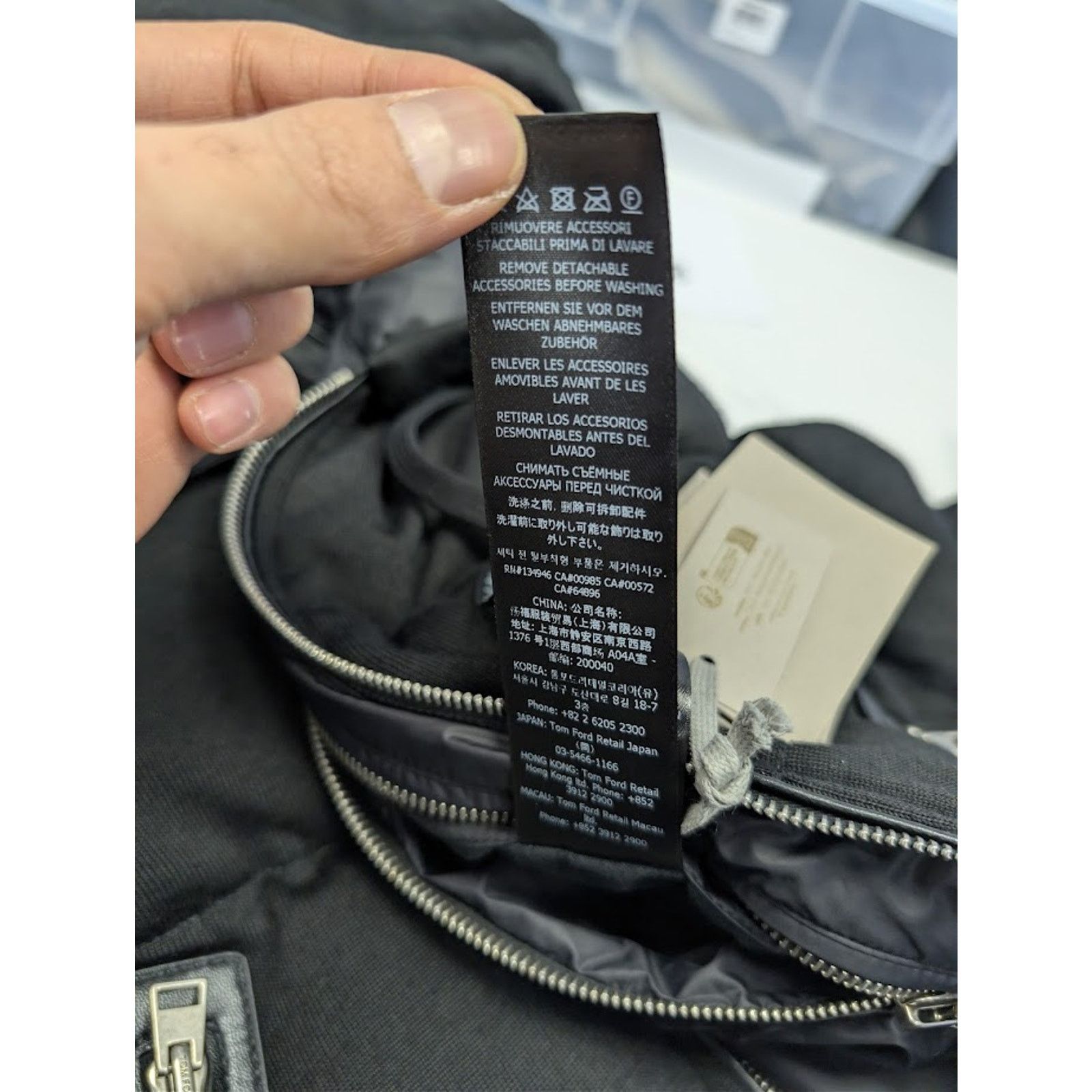 Tom Ford o1rshd1 Hooded Down Jacket in Black Size US M / EU 48-50 / 2 - 19 Thumbnail
