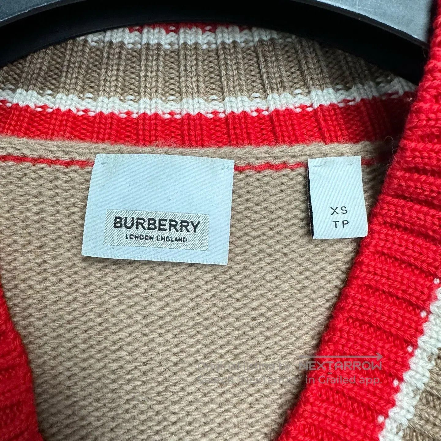 Burberry Burberry V. Size XS / US 0-2 / IT 36-38 - 3 Thumbnail