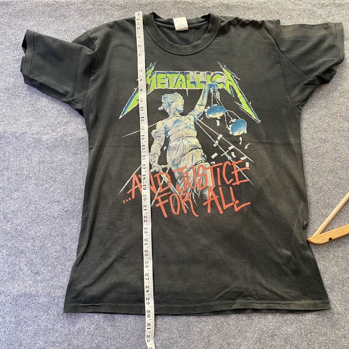 Metallica Vintage Metallica "...And Justice for All" t-shirt Size US L / EU 52-54 / 3 - 9 Thumbnail