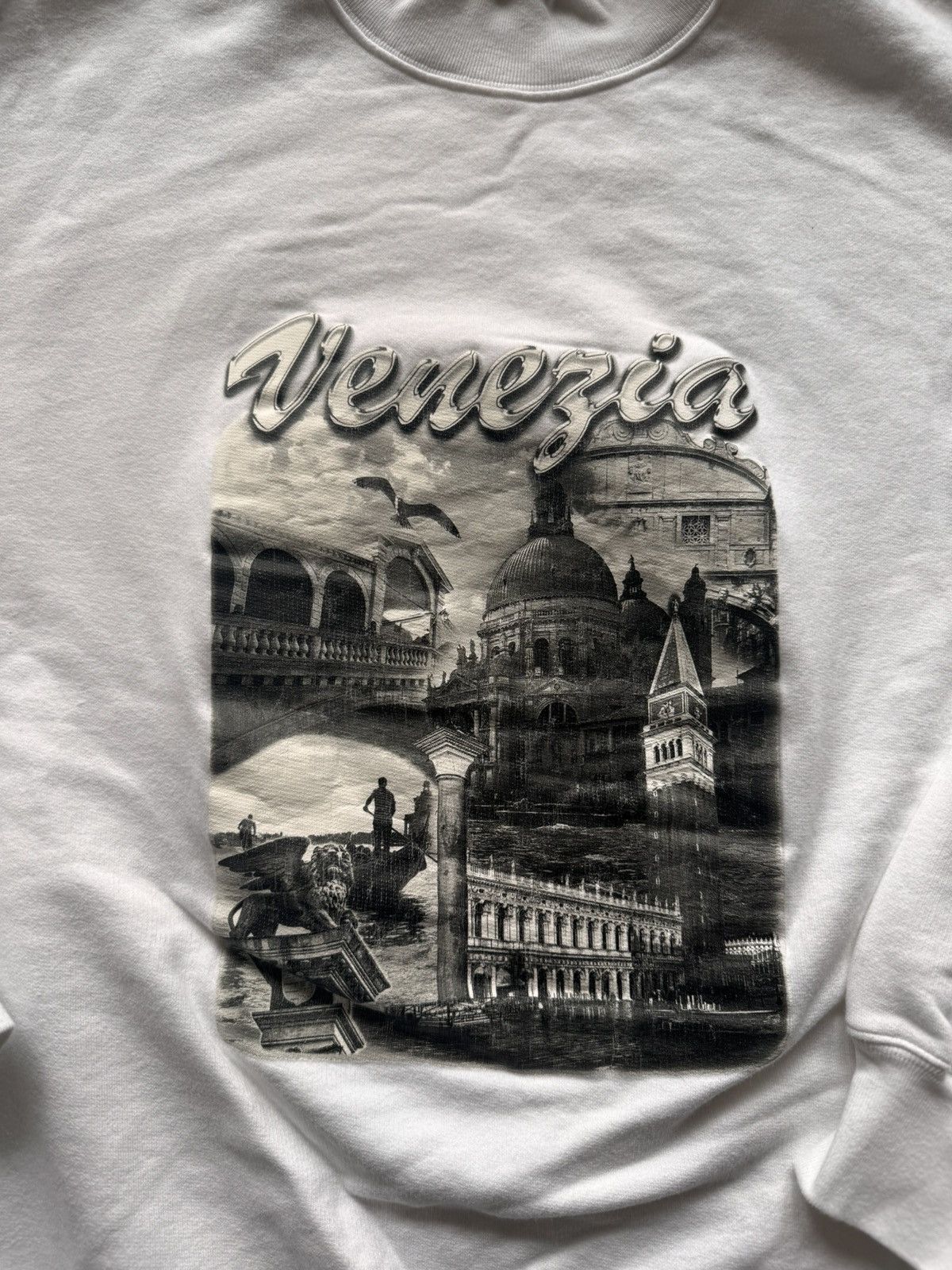 Balenciaga Balenciaga crewneck Venezia Size US XL / EU 56 / 4 - 3 Thumbnail