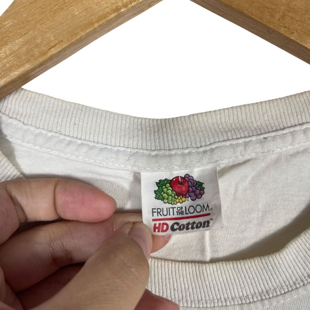 Fruit Of The Loom Vintage Fruit of the Loom Hawaii Hang Loose Graphic T Shirt Size US S / EU 44-46 / 1 - 3 Thumbnail