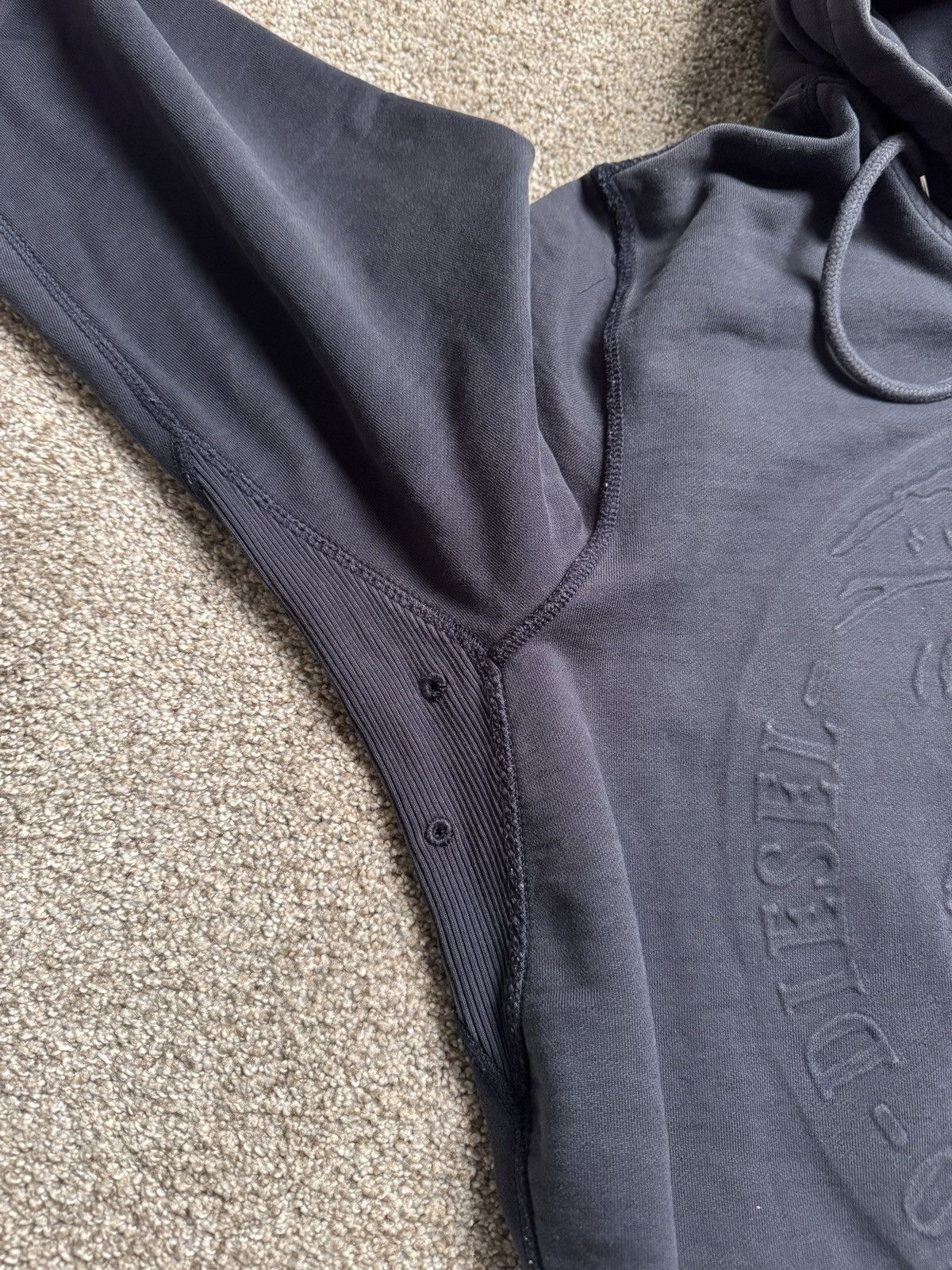 Diesel DIESEL NAVY BLUE EMBOSSED PULLOVER HOODIE Size US L / EU 52-54 / 3 - 5 Thumbnail