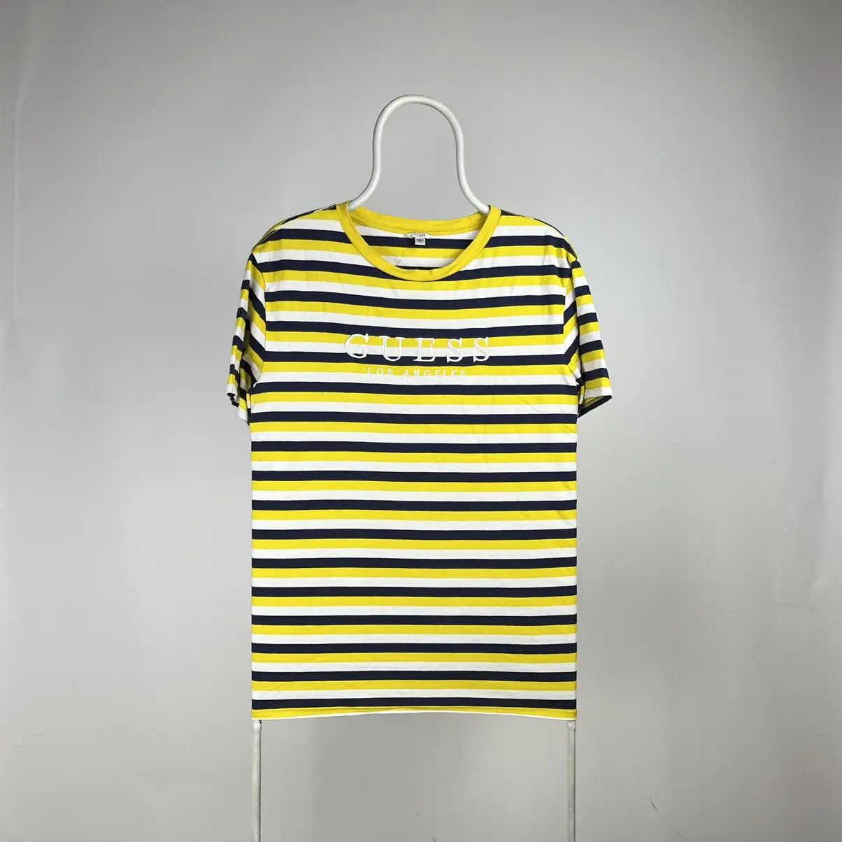 Guess Guess T-shirt embroidered logo size Small Size US S / EU 44-46 / 1 - 1 Thumbnail