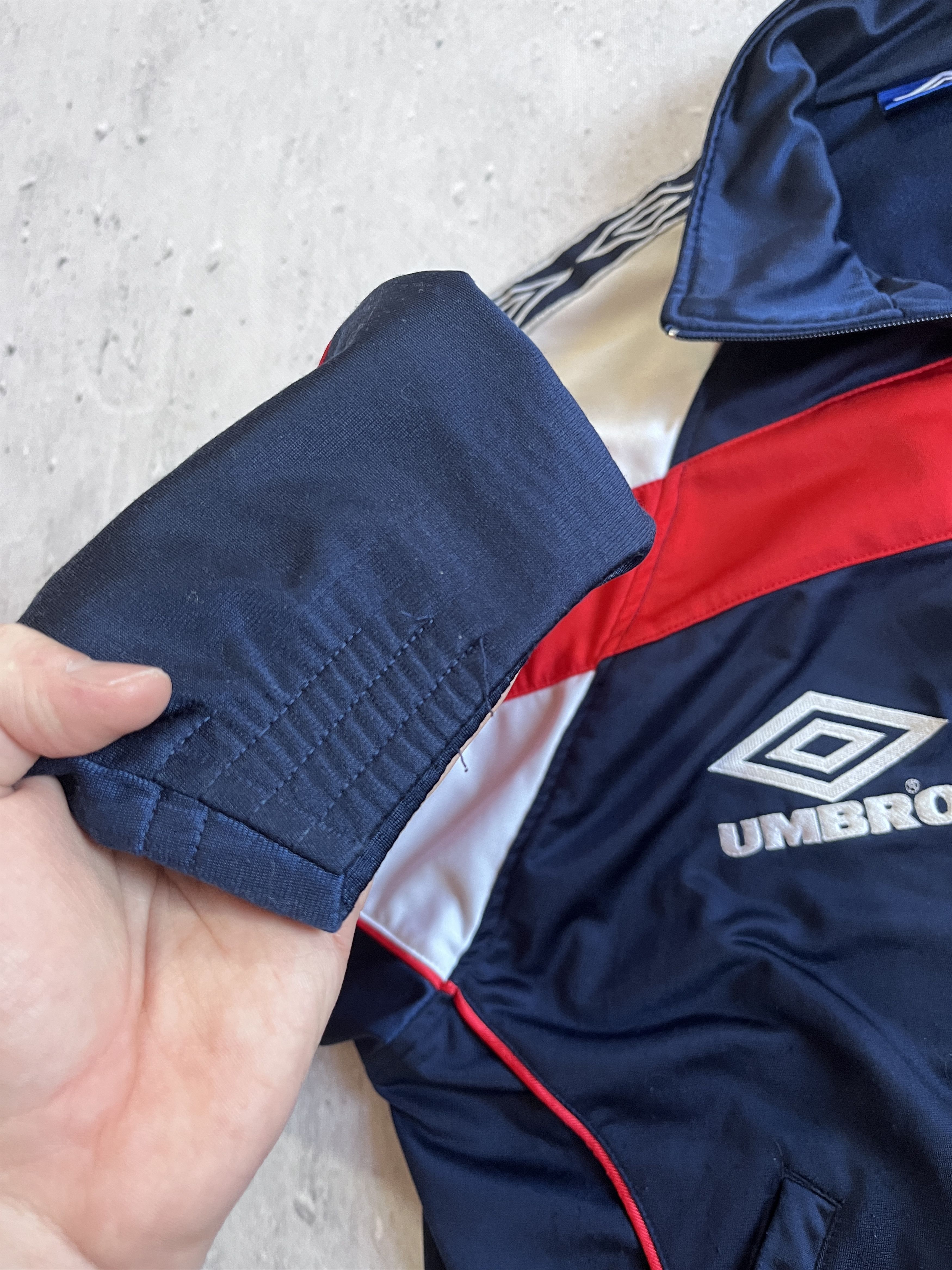 Umbro UMBRO ENGLAND VINTAGE 90S FOOTBALL SOCCER TRACK JACKET Size US S / EU 44-46 / 1 - 11 Thumbnail