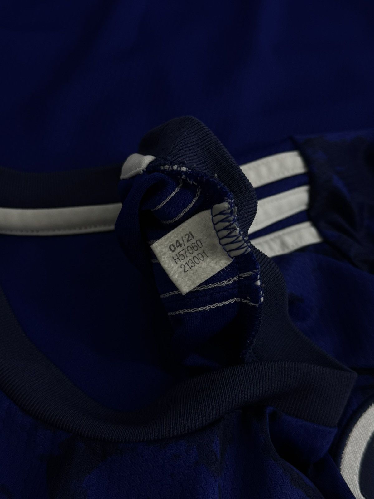 Adidas Adidas Leeds United 2021/22 Away Football Shirt Size US L / EU 52-54 / 3 - 13 Thumbnail