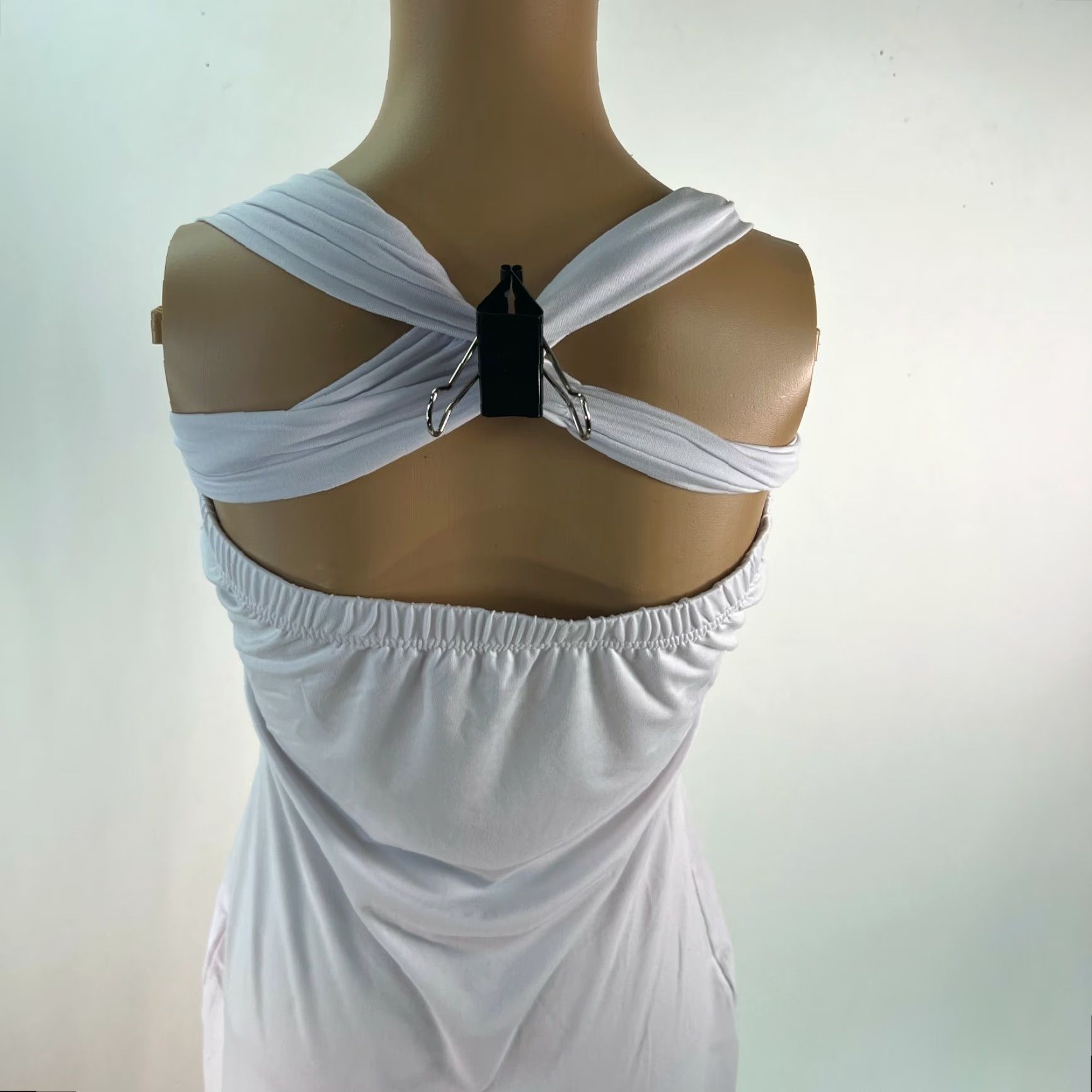 Vintage Sleeveless Criss Cross Back White Sheath Dress Size Large Jr - Polyester Blend, 90% Polyester 10% Spandex, Knee Length, Square Neck, Pullover, Solid Size L / US 10 / IT 46 - 4 Thumbnail