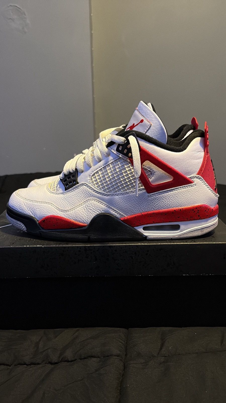 Nike Jordan 4 retro red cement Size US 9 / EU 42 - 1 Thumbnail