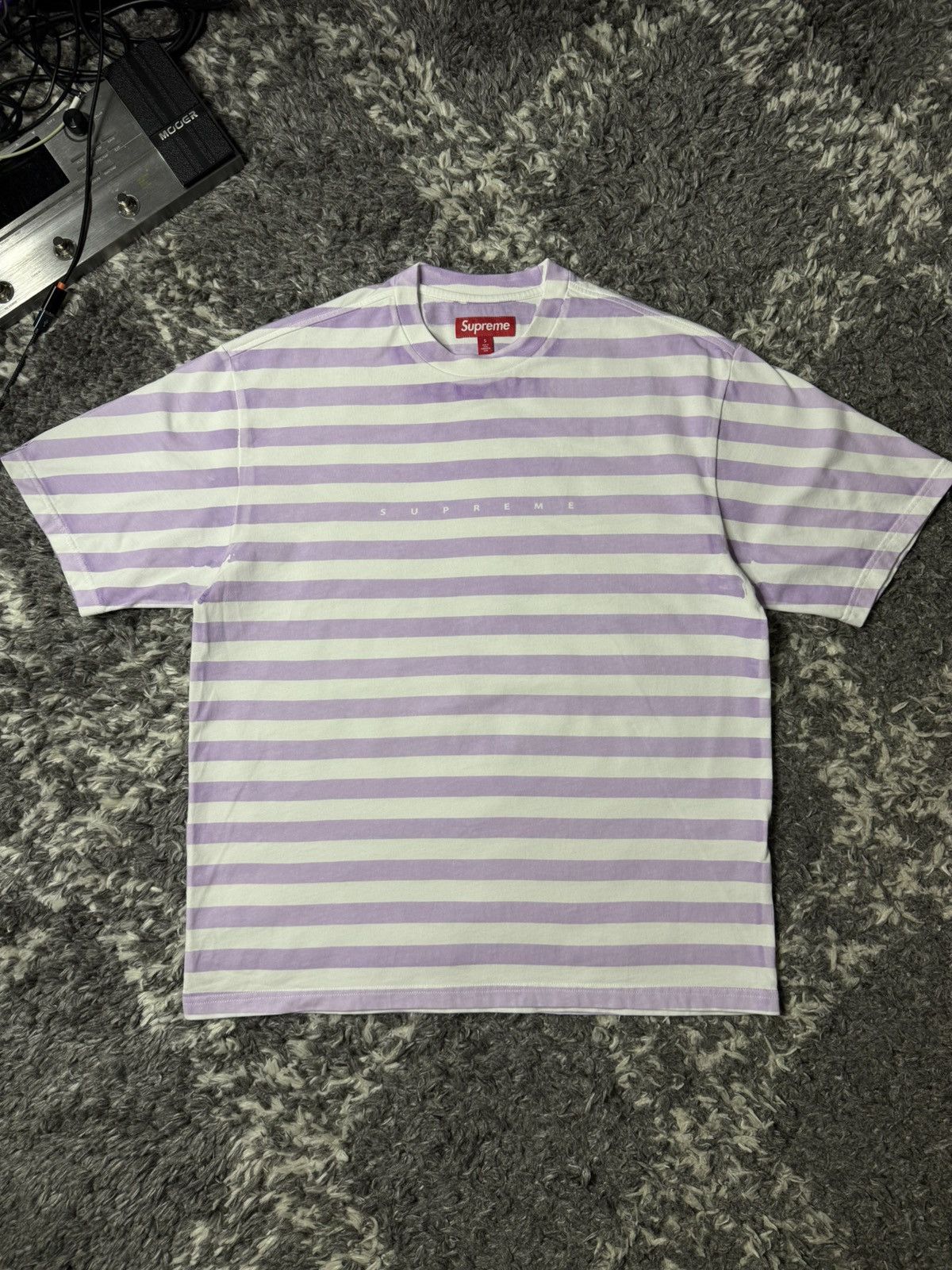 OVERPRINT STRIPE S/S TOP