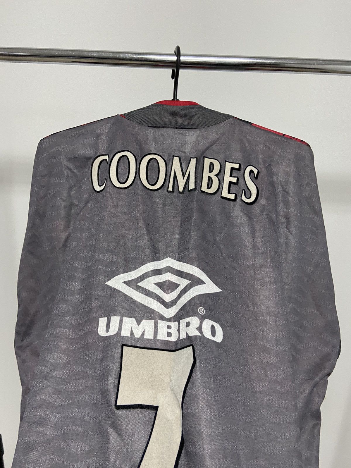Umbro Umbro Training Pro Big Logo Vintage T shirt Jersey Coombes 7 Size US M / EU 48-50 / 2 - 4 Thumbnail