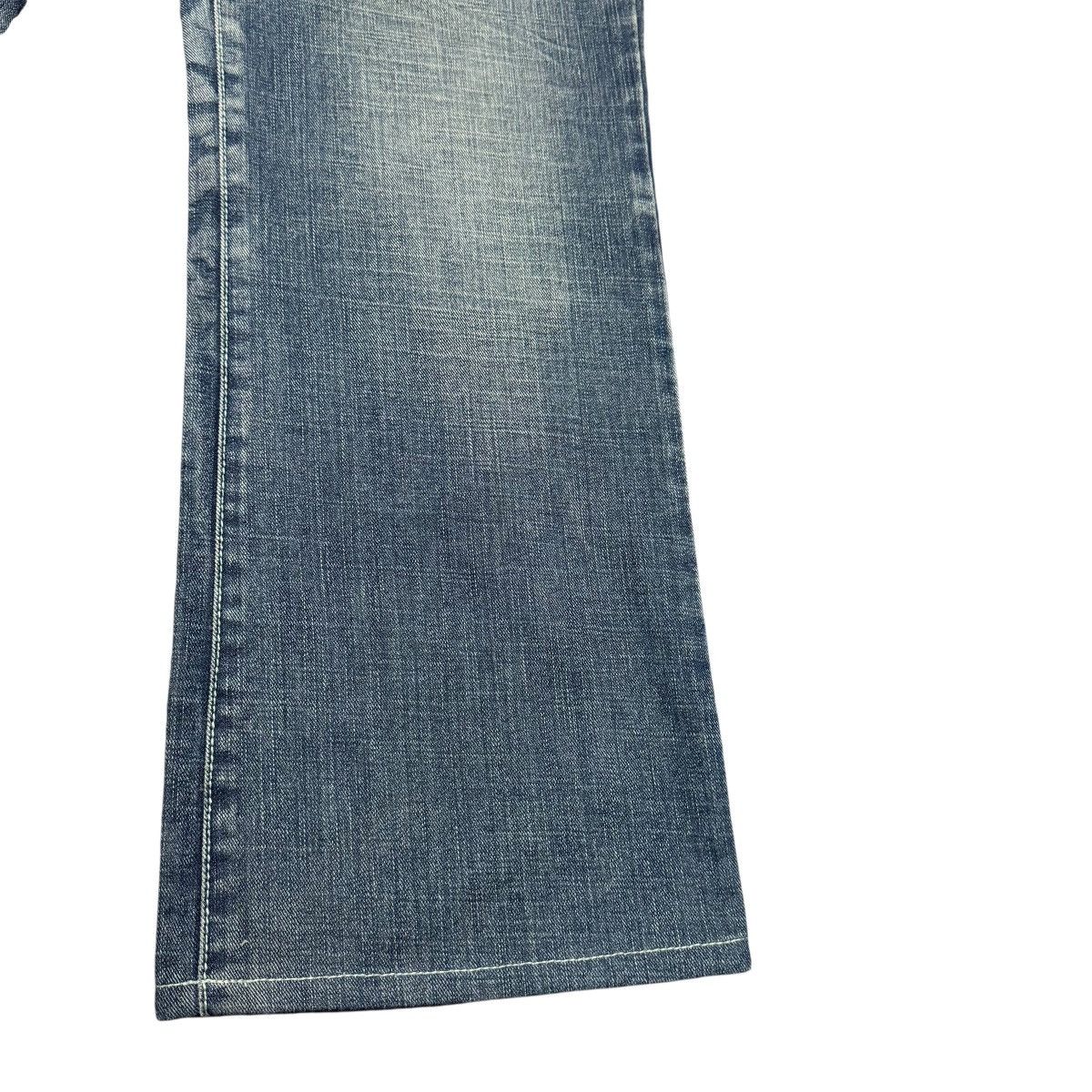 Robins Jeans Robins Jeans Embroidery Denim Flare Jeans Size US 33 - 9 Thumbnail