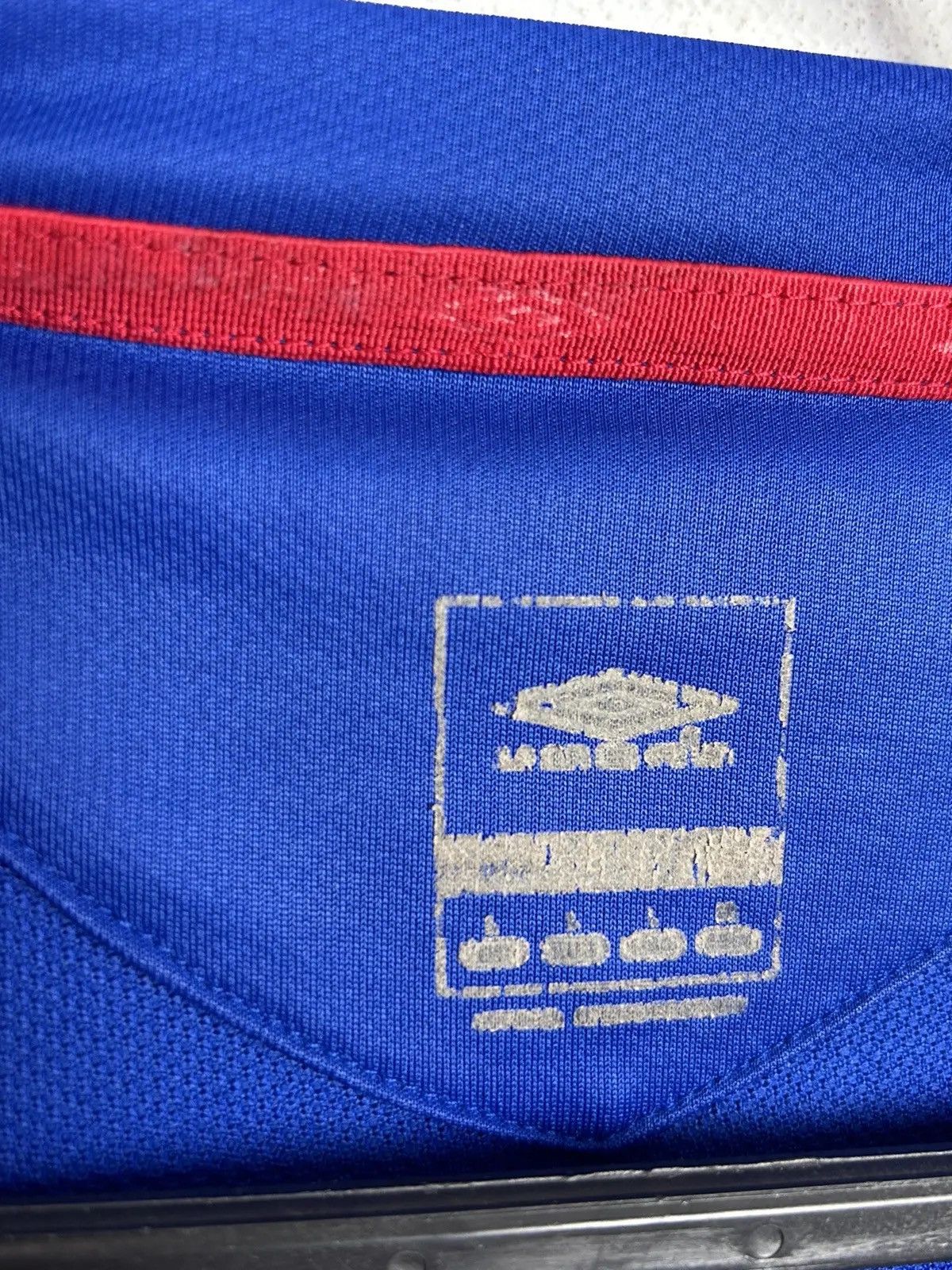 Umbro 00s Vintage Umbro x Glasgow Rangers Y2K Soccer Jersey Size US L / EU 52-54 / 3 - 8 Thumbnail