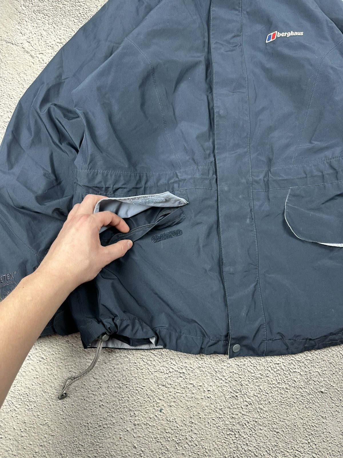 Berghaus Vintage Berghaus Rain Jacket Gore-Tex Outdoor Waterproof Size US M / EU 48-50 / 2 - 5 Thumbnail
