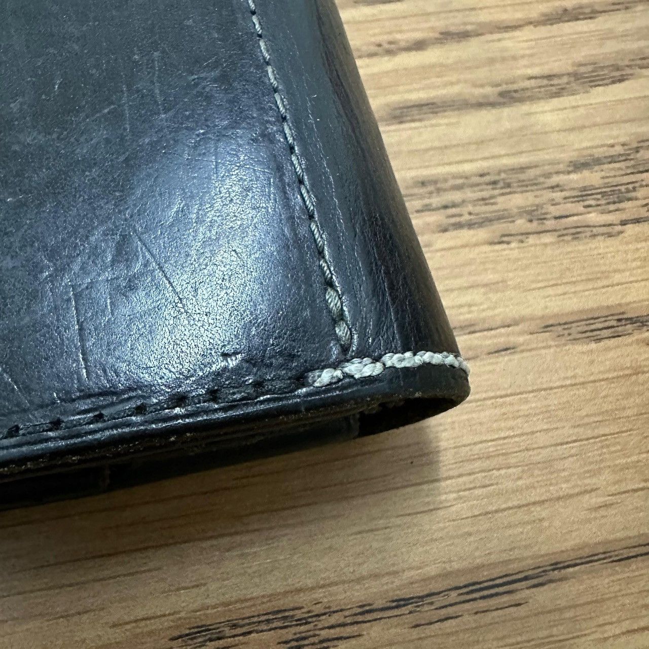 Japanese Brand Vintage Artisan Leather Wallet w/ Riri Zip & HATO Size ONE SIZE - 15 Thumbnail