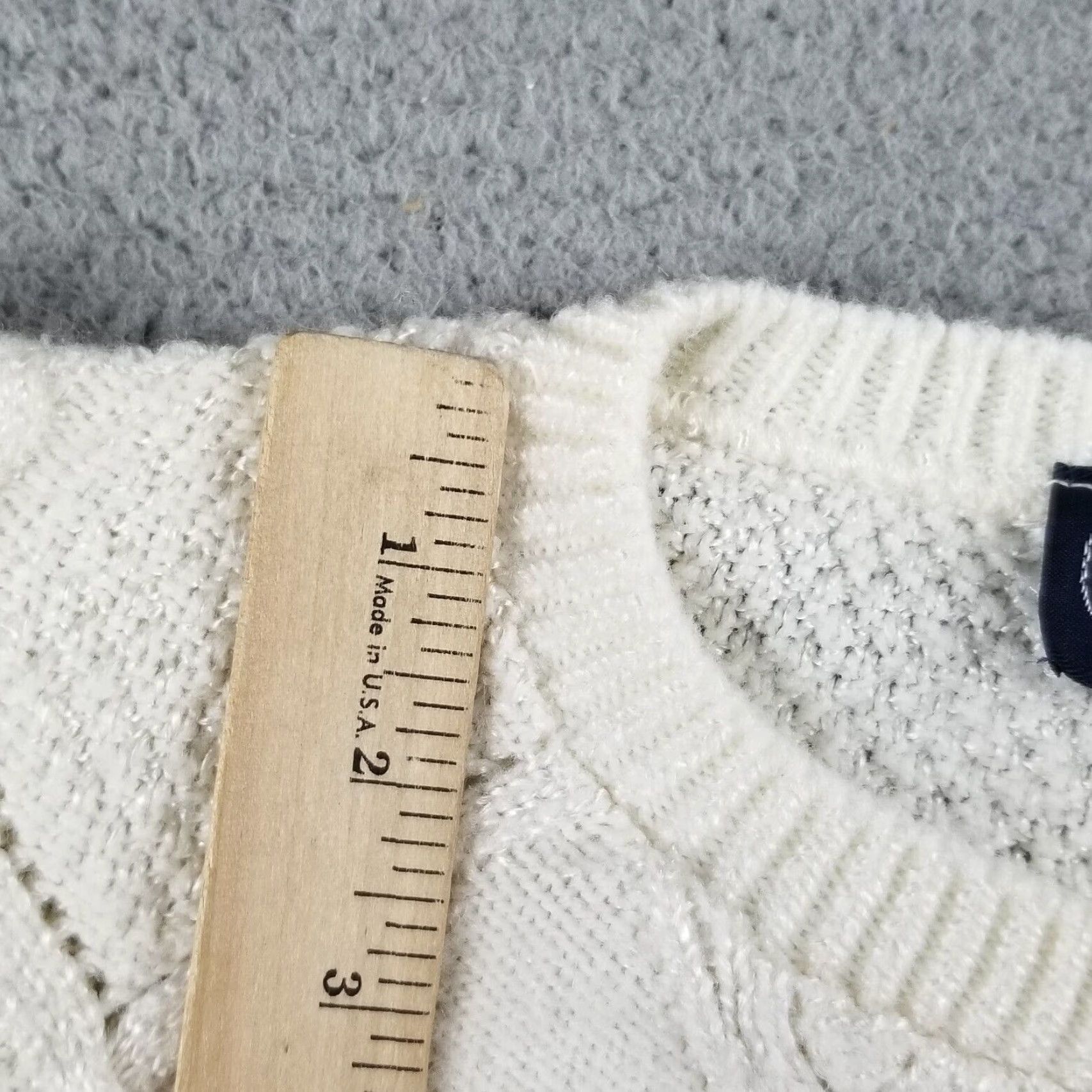 Vintage VINTAGE Mademoiselle Fisherman Cable Knit Sweater Business Casual Wool Blend Women’s Crew Neck Medium Ivory 90s Sweater Mens Women Size M / US 6-8 / IT 42-44 - 3 Thumbnail
