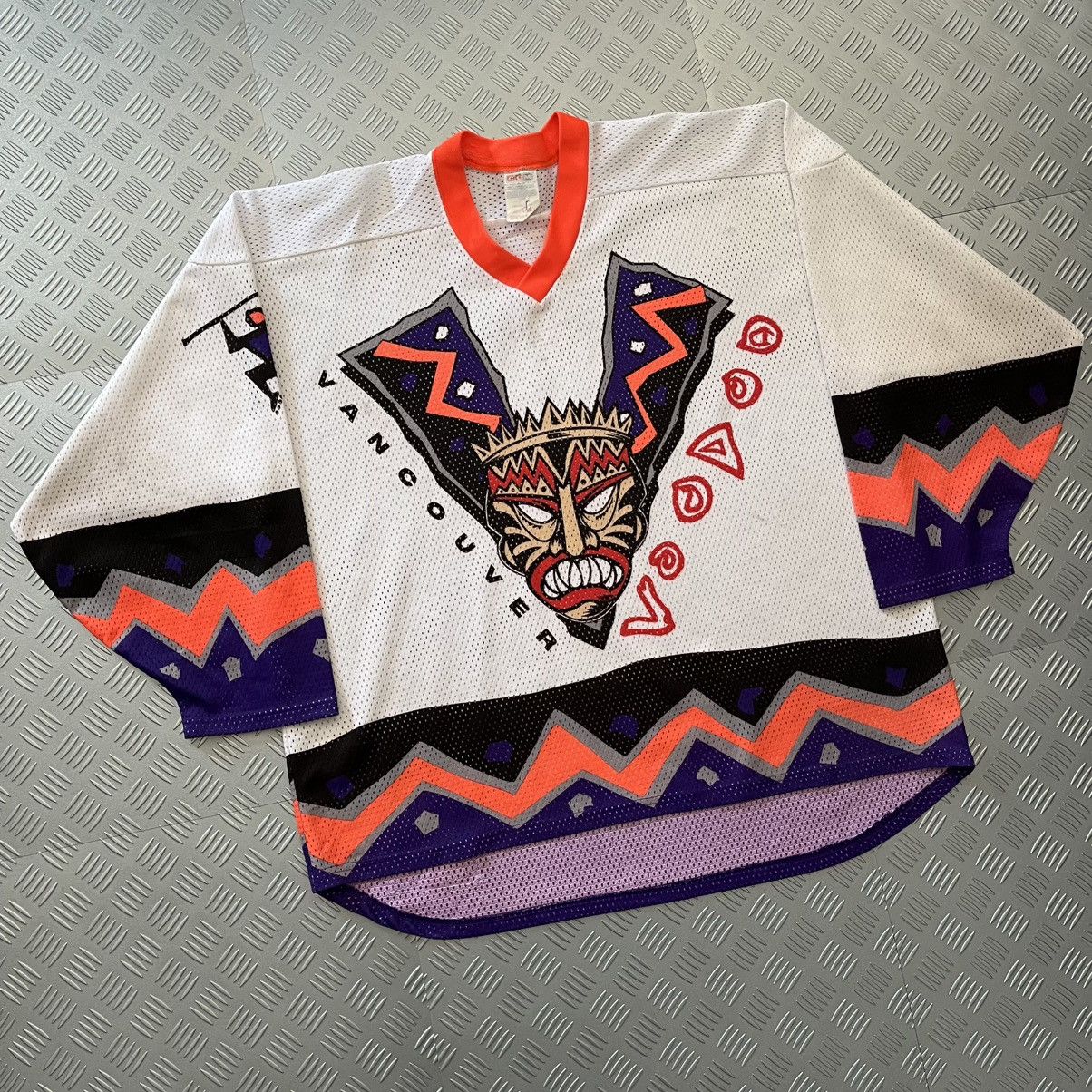 Ccm × Vintage Vintage 90s CCM Vancouver Voodoo RHI Hockey Jersey 🪇🎭 Size US M / EU 48-50 / 2 - 3 Thumbnail