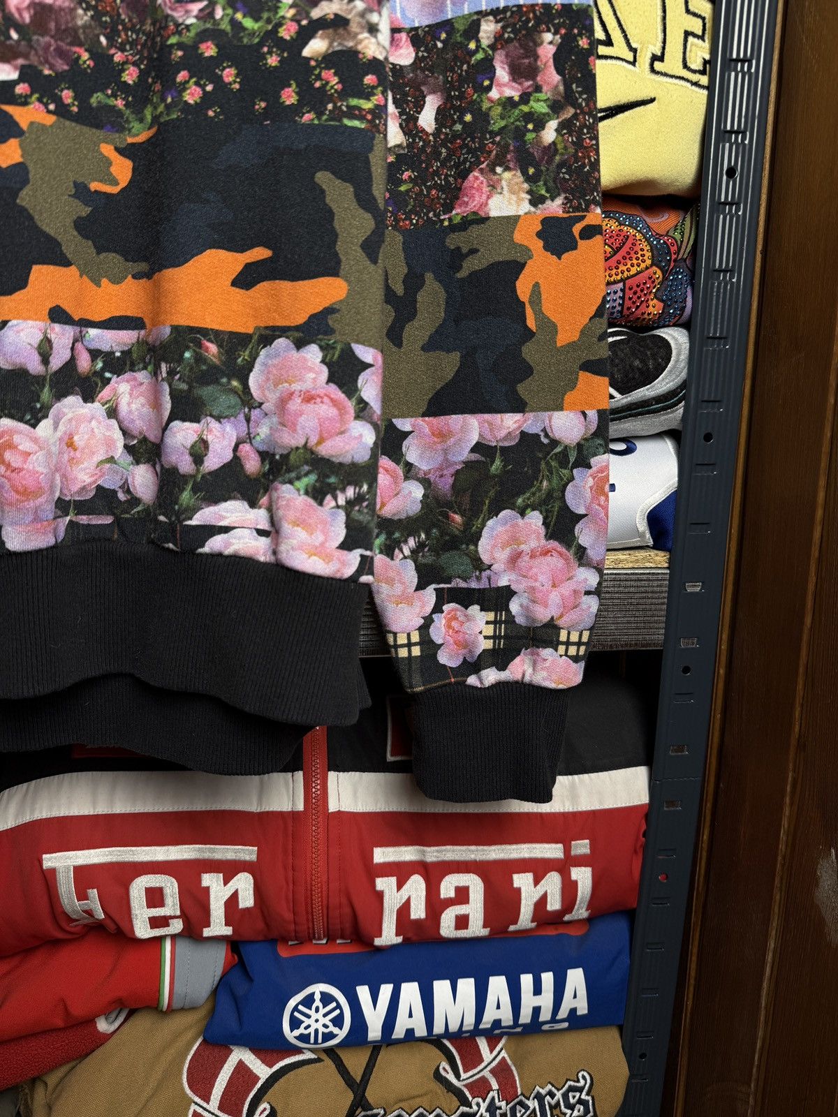Givenchy Givenchy Floral Print Sweatshirt Size US M / EU 48-50 / 2 - 5 Thumbnail