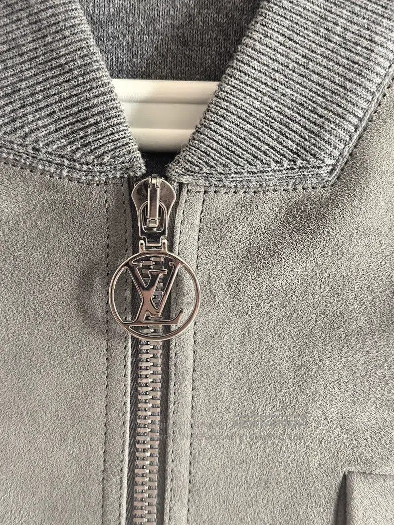 Louis Vuitton Louis Vuitton Sheepskin paneled jacket Size US S / EU 44-46 / 1 - 2 Thumbnail