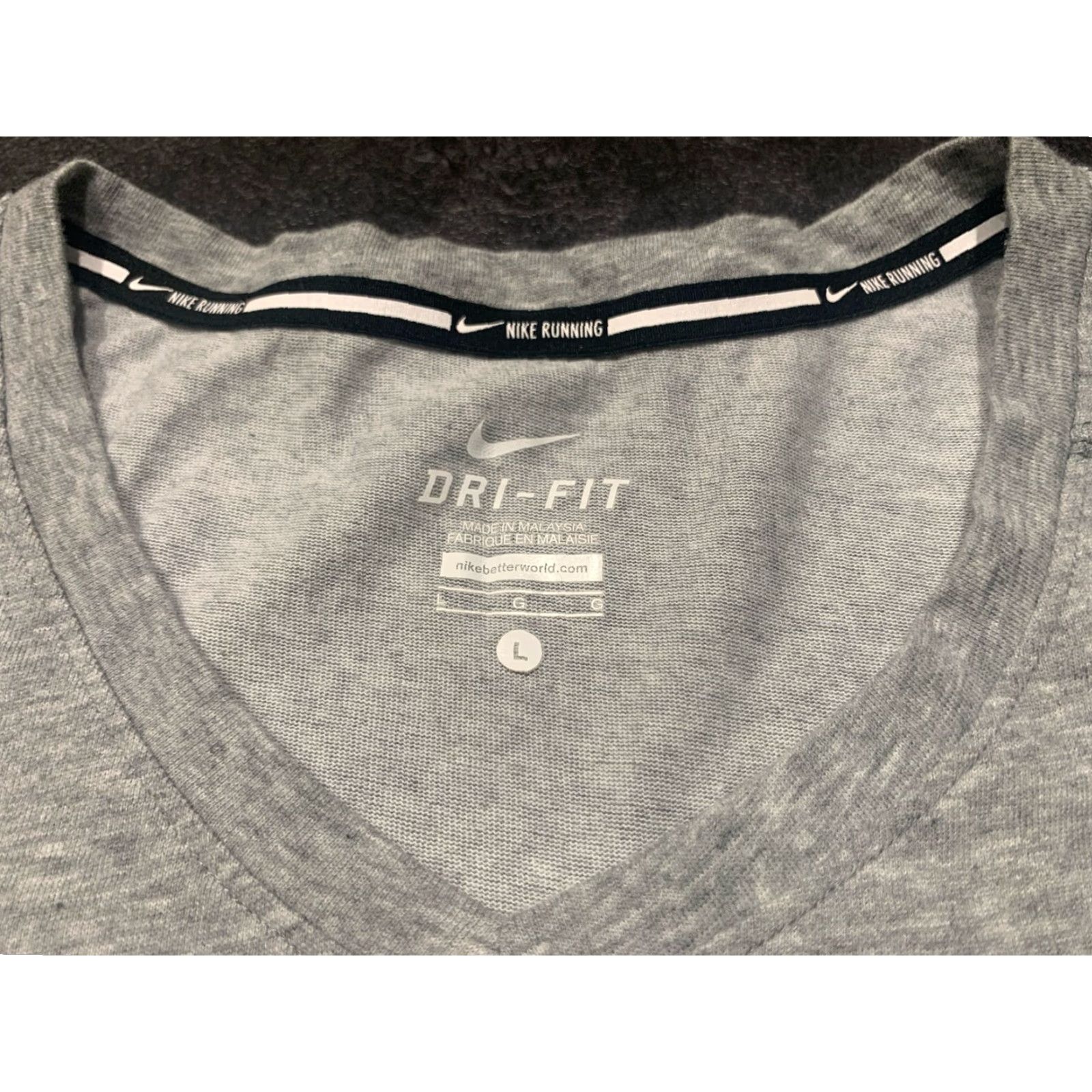 Nike Nike Dri-FIT Gray Short Sleeve V-Neck Athletic T-Shirt Men's Large Lightweight Sports Size US L / EU 52-54 / 3 - 4 Thumbnail