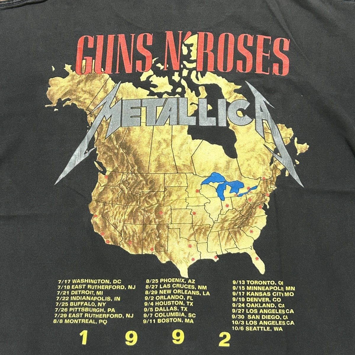 Guns N' Roses × Metallica × Vintage 1992s METALLICA×GUNS N’ ROSES Tour T-shirts L Size US L / EU 52-54 / 3 - 6 Thumbnail