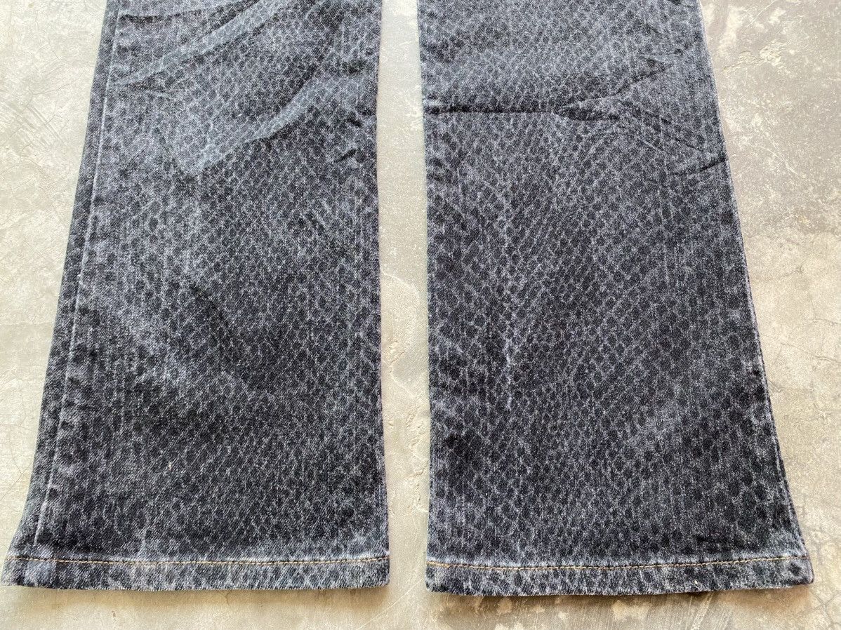 Hysteric Glamour × Japanese Brand Vintage CIMARRON SPAIN Snake Scale Stretchable Flared Jeans Size 27" / US 4 / IT 40 - 6 Thumbnail