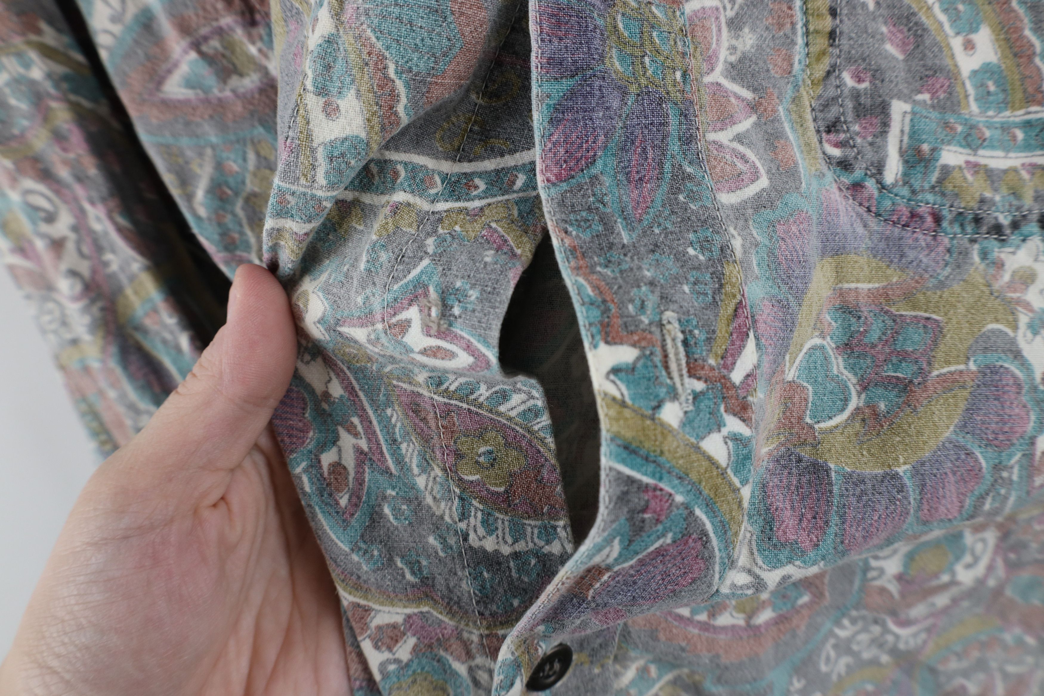 Vintage Vintage 90s Streetwear Paisley Flower Tapestry Button Shirt Size US XL / EU 56 / 4 - 6 Thumbnail
