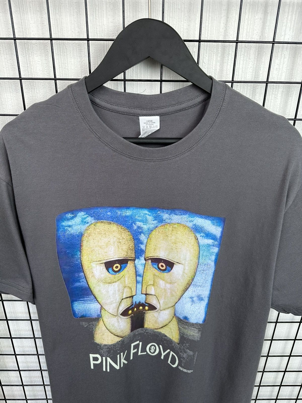Band Tees × Pink Floyd Pink Floyd Division Bell Men Grey L “North American Tour” Size US L / EU 52-54 / 3 - 4 Thumbnail