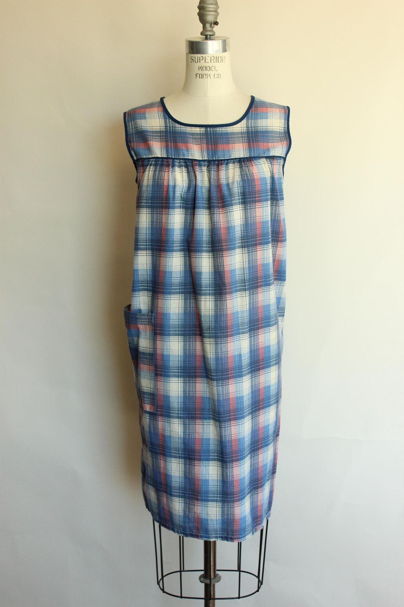 Vintage Vintage 1970s Shift Dress with Pocket, Volup Blue Tartan Pla Size XL / US 12-14 / IT 48-50 - 2 Thumbnail