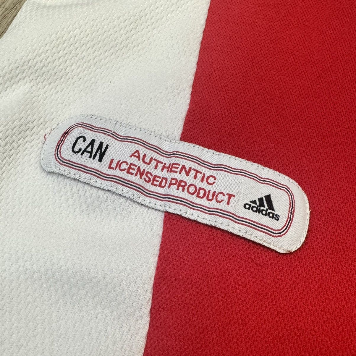 Adidas Canada 2000s 00/02 home shirt Size US L / EU 52-54 / 3 - 5 Thumbnail