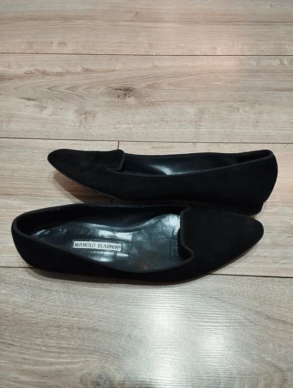 Manolo Blahnik Manolo Blahnik flats slip on size 38 i 1/2 Size US 8.5 / IT 38.5 - 7 Thumbnail