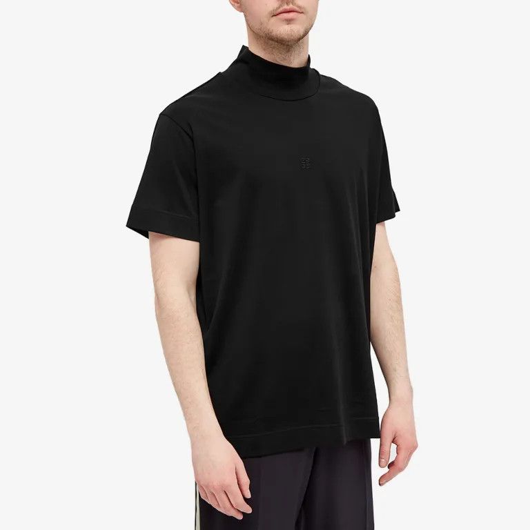 Givenchy o1loc1c0824 Classic T-Shirt in Black Size US L / EU 52-54 / 3 - 2 Thumbnail