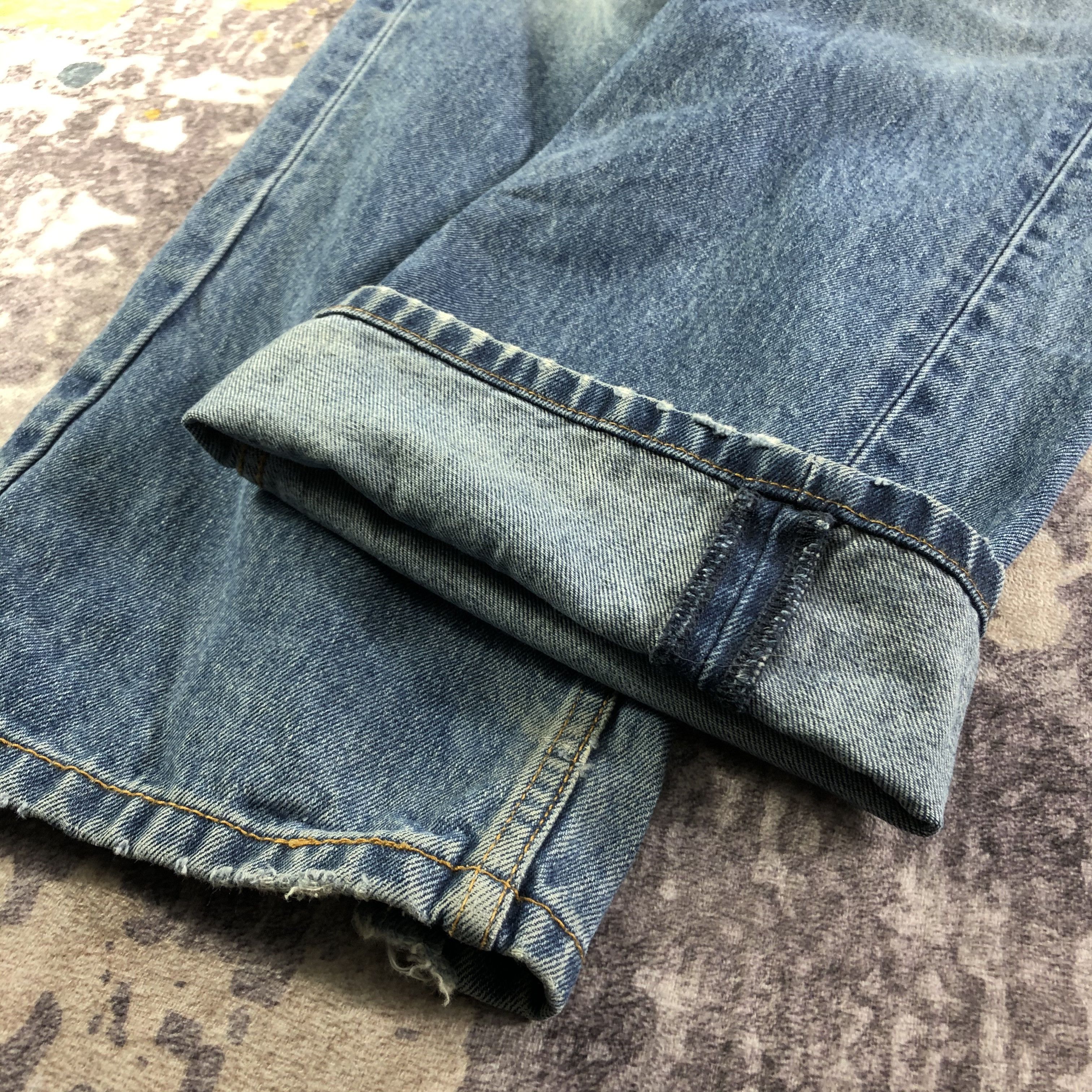 Levi's × Vintage Vintage Blue Wash Levis 559 Jeans-JM3425 Size 37" - 7 Thumbnail