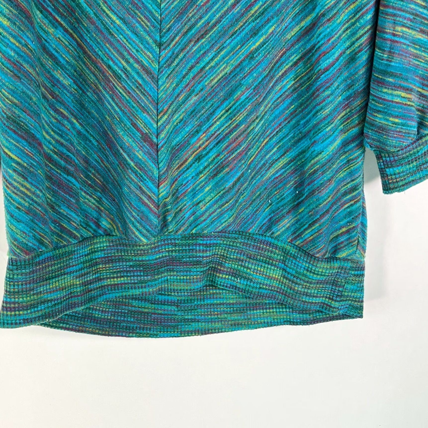 Almost Famous Almost Famous Womens Blouse Size L Lace Back Blue Swirl Pullover Size L / US 10 / IT 46 - 5 Thumbnail