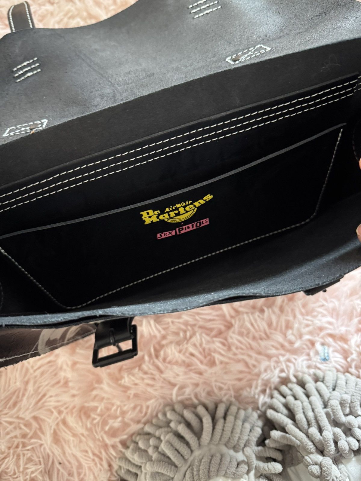 Dr. Martens Dr. Martens x Sex Pistols Brief Case Size ONE SIZE - 3 Thumbnail