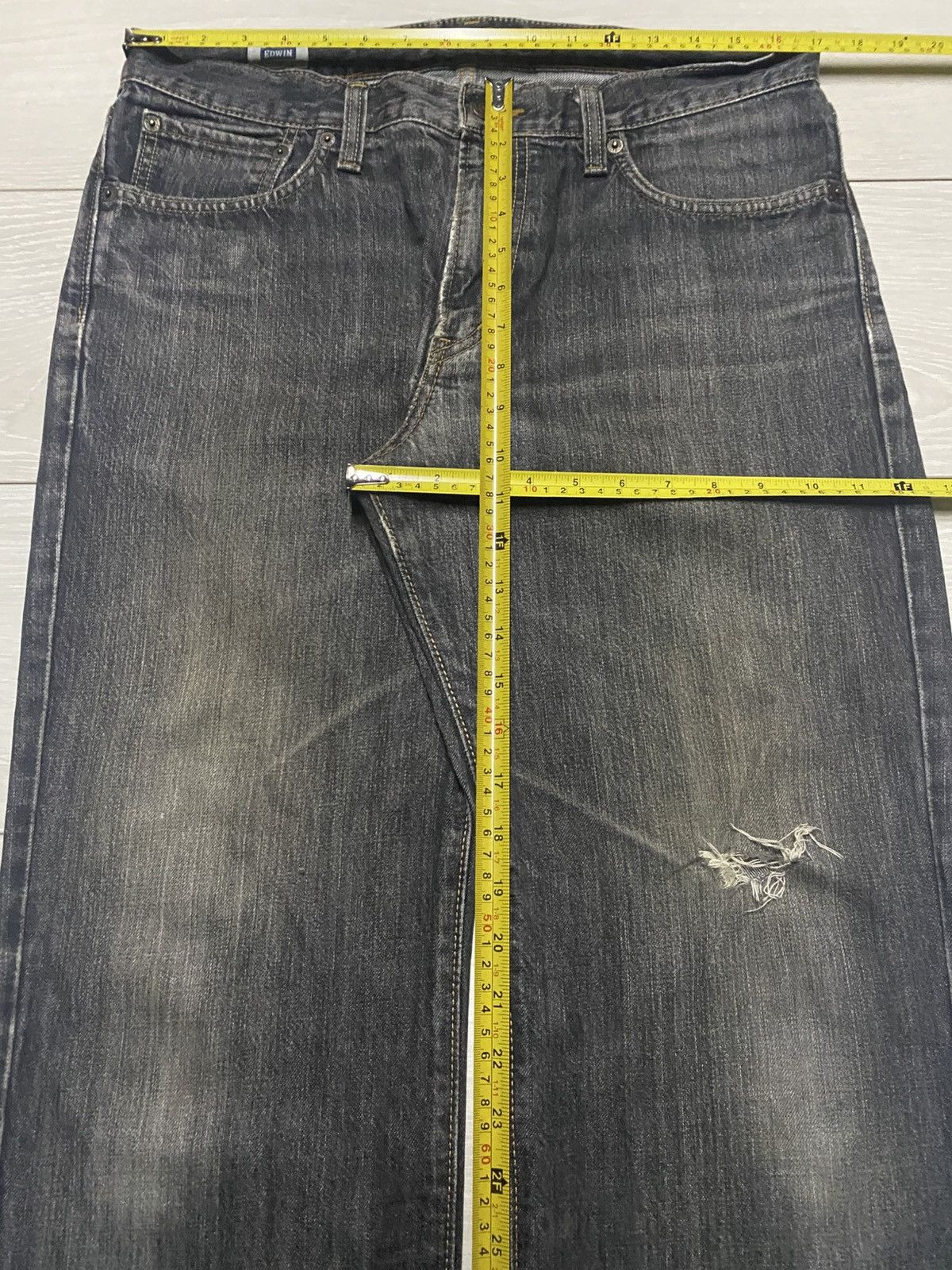 Edwin Vtg Edwin International Basic 403 Black Denim Loose Jeans Size US 34 / EU 50 - 13 Thumbnail