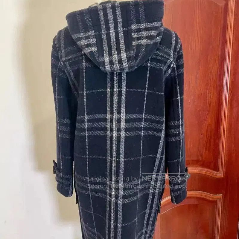 Burberry Burberry Women's Merino Wool Navy Coat. Size M / US 6-8 / IT 42-44 - 3 Thumbnail