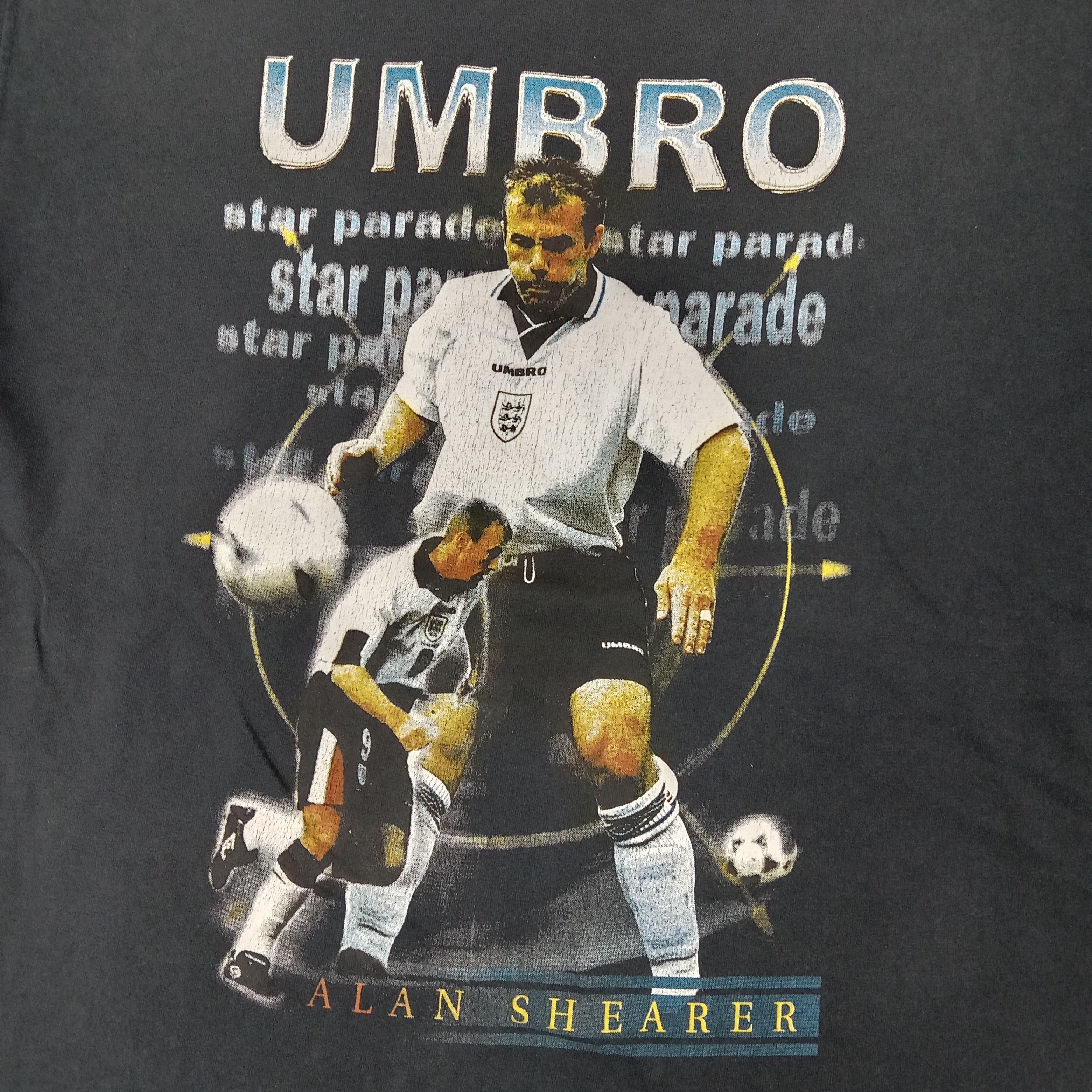 Umbro Umbro England Alan Shearer Soccer Player Tshirt C259N64 Size US L / EU 52-54 / 3 - 2 Thumbnail