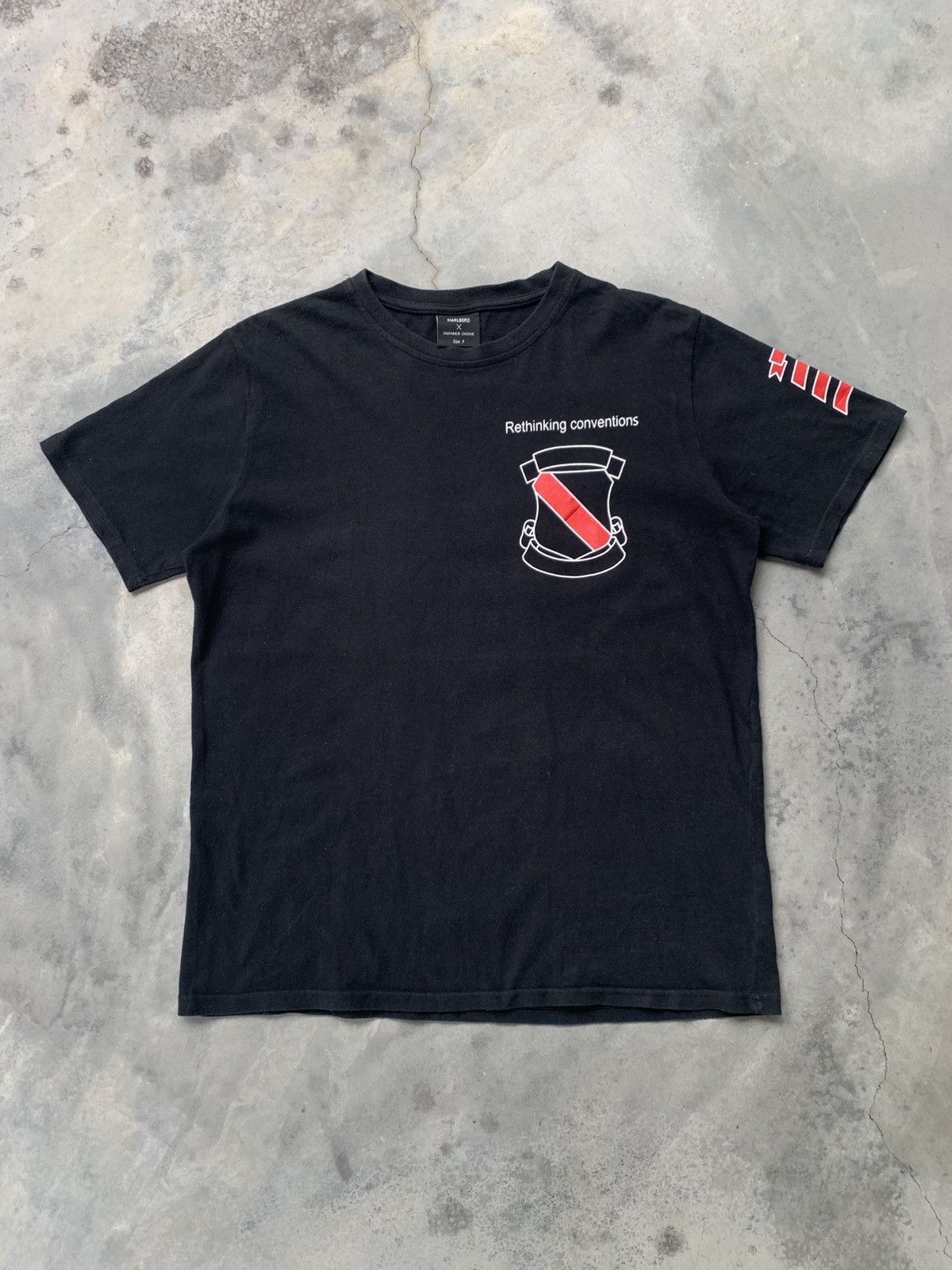 Number (N)ine Number (N)ine X Marlboro Shield Tshirt Size US M / EU 48-50 / 2 - 1 Thumbnail