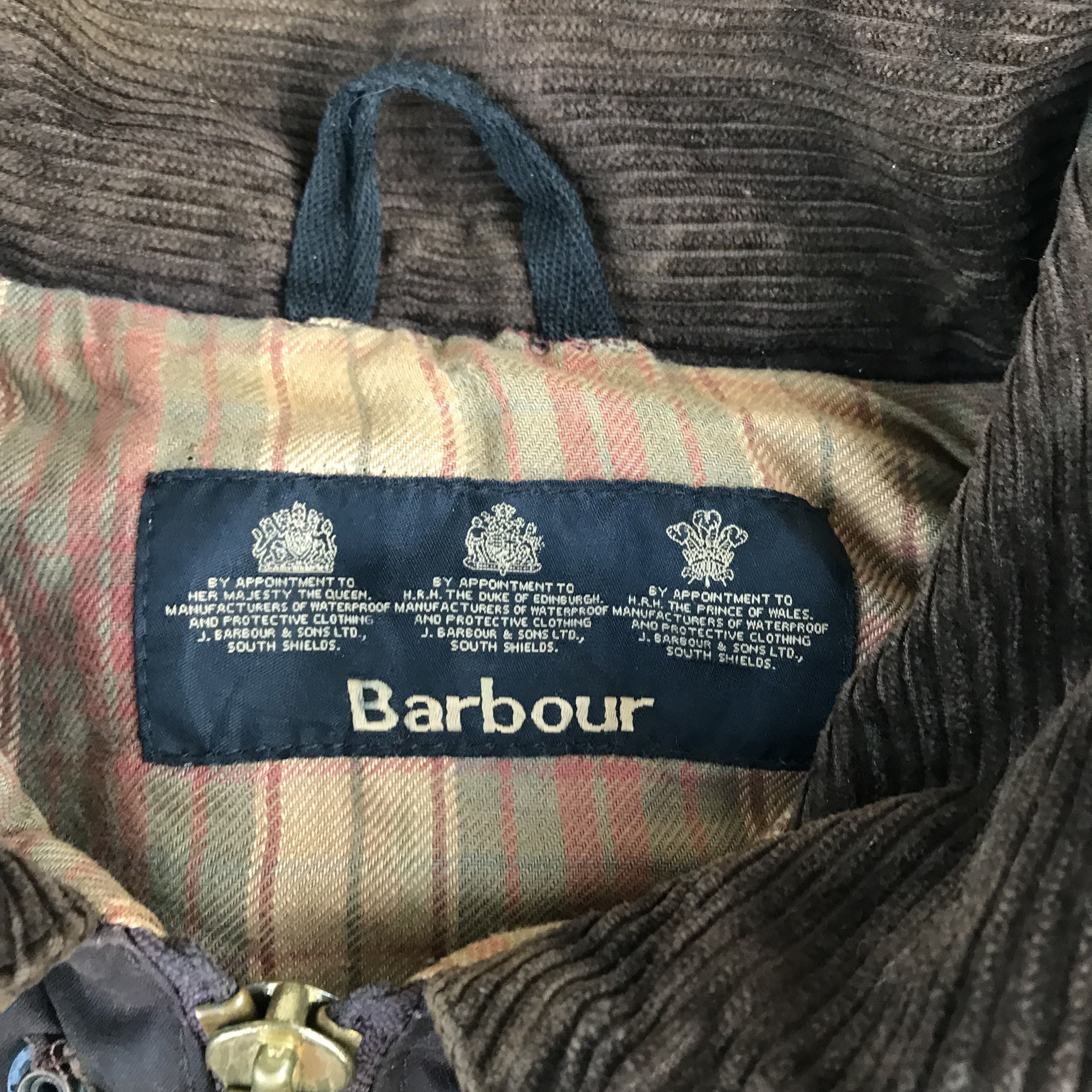Barbour Vintage Barbour Beaufort Brown Wax Jacket Iconic tartan Size US L / EU 52-54 / 3 - 3 Thumbnail