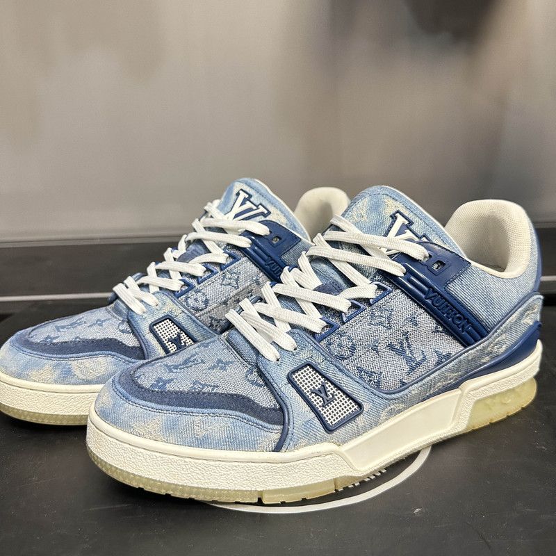 Louis Vuitton Louis Vuitton Blue Trainer Sneakers for Men 0079 Size US 9.5 / EU 42-43 - 1 Thumbnail