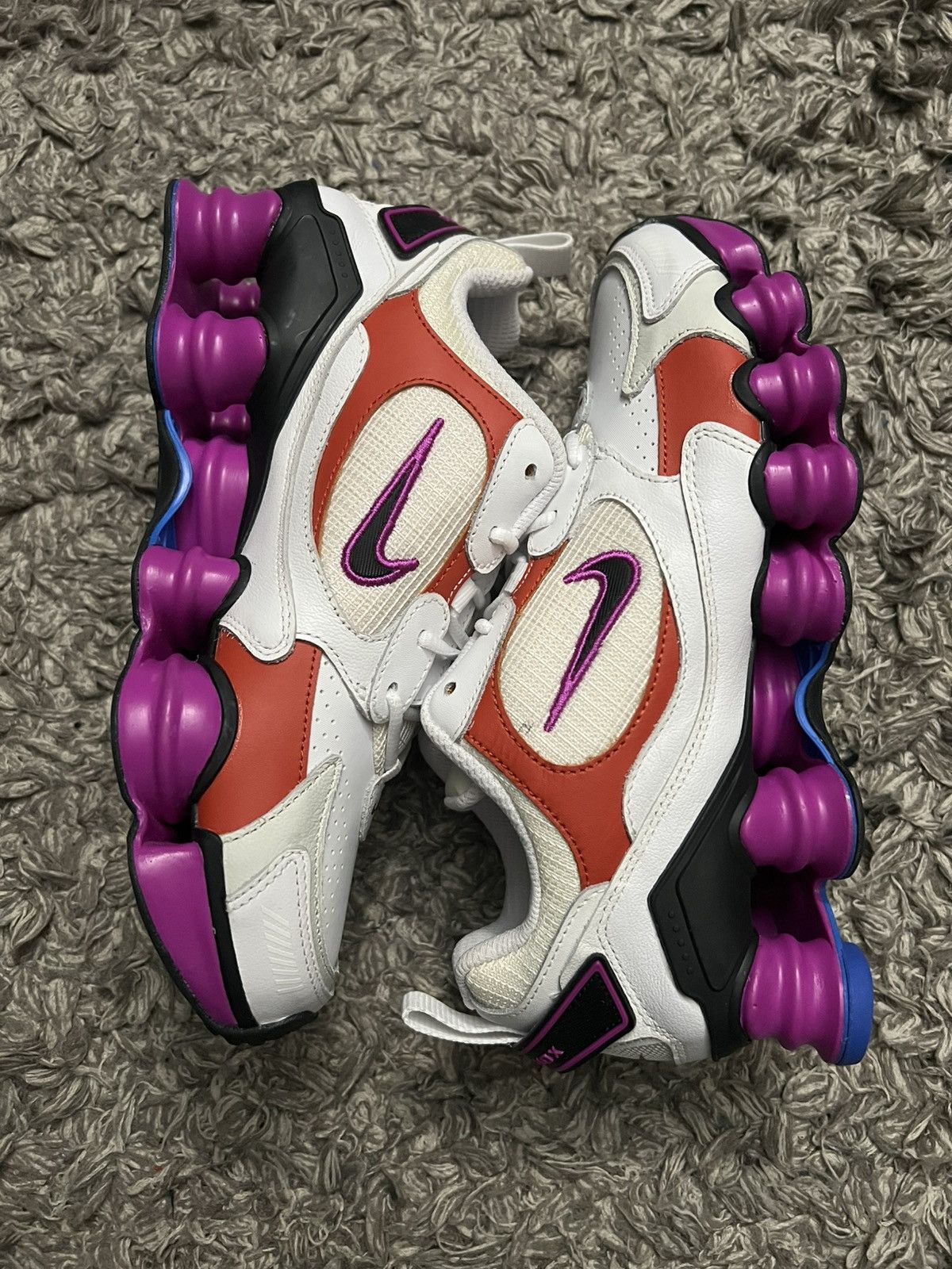 Nike Women Nike Shox TL Nova - white/black-hyper violet Size US 5.5 / EU 38 - 4 Thumbnail