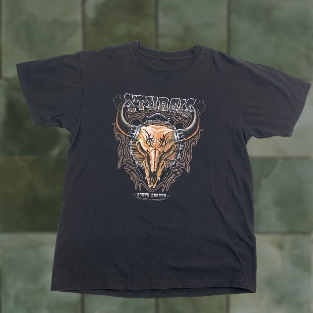 Vintage VINTAGE Sturgis T-Shirt Adult Medium Black 2005 Bike Rally Skull Animal Motorcycle Mens Size US M / EU 48-50 / 2 - 1 Thumbnail