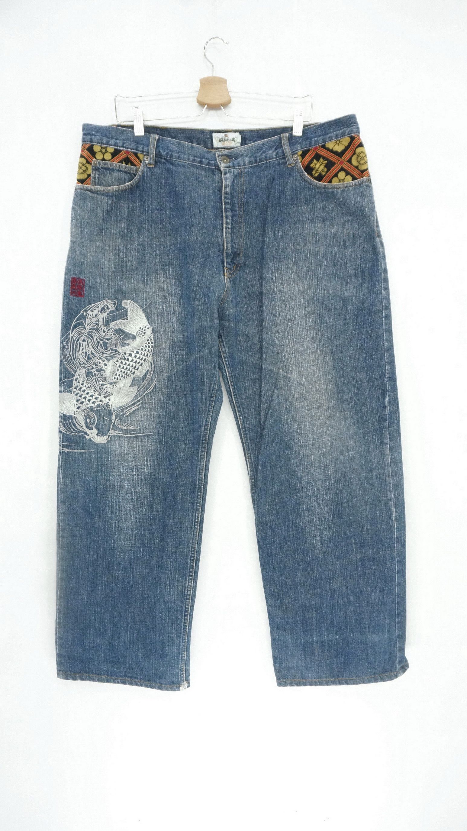 Japanese Brand 🌸🌸Rare Karakuri Tamashi Koi Embroidery Vintage Jeans Size US 40 / EU 56 - 2 Thumbnail
