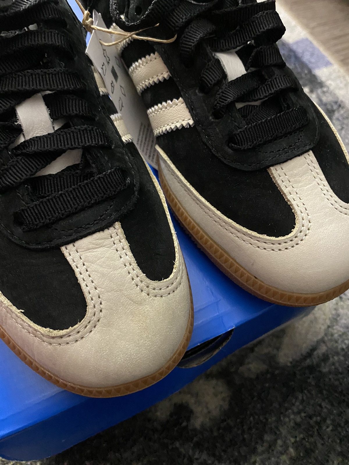Adidas Adidas Samba OG Black Wonder White (5 Mens) Size US 6 / IT 36 - 6 Thumbnail