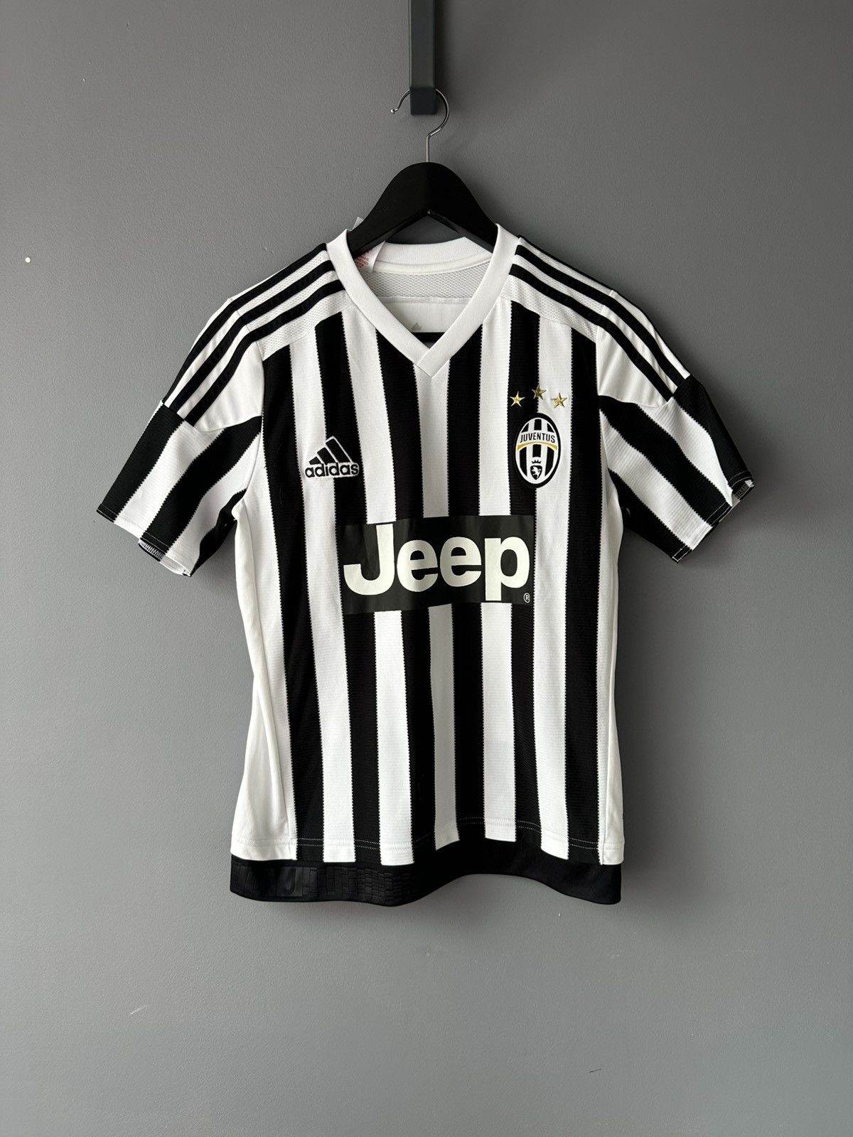 Adidas 2015 Adidas Juventus #15 Mandzukic Youth L soccer jersey tee Size US XXS / EU 40 - 2 Thumbnail
