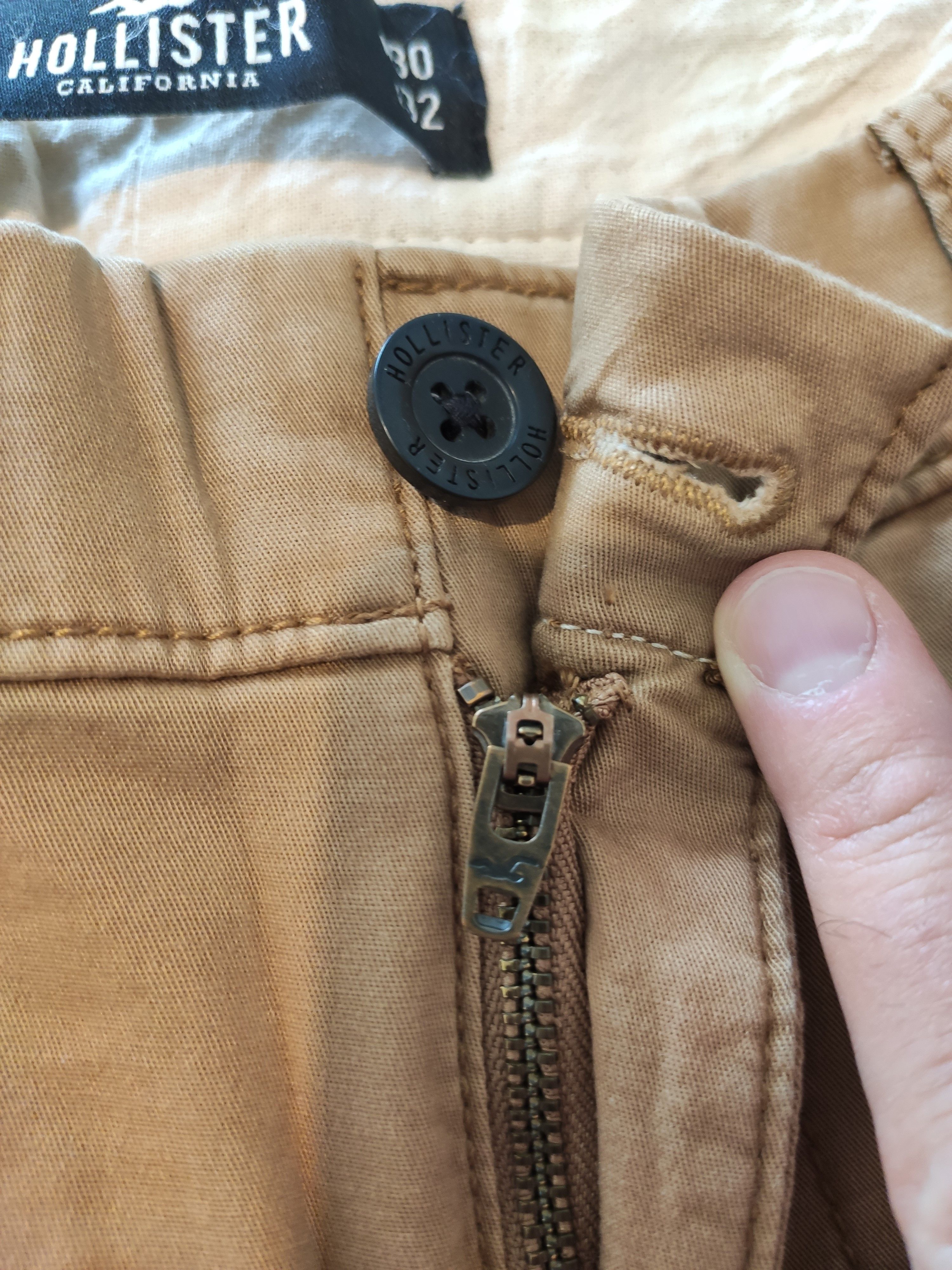 Hollister Hollister autentico. Uomo straight chino kaki 30W 32L Size US 26 / EU 42 - 5 Thumbnail