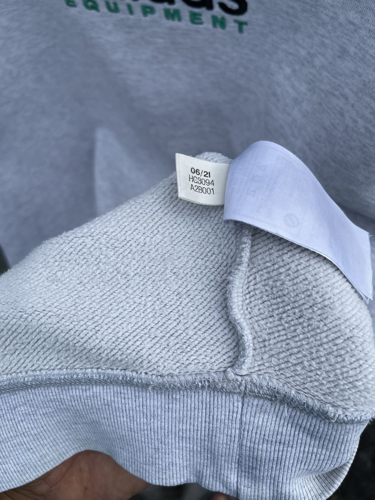 Adidas Sweatshirt adidas equipment Size US M / EU 48-50 / 2 - 5 Thumbnail