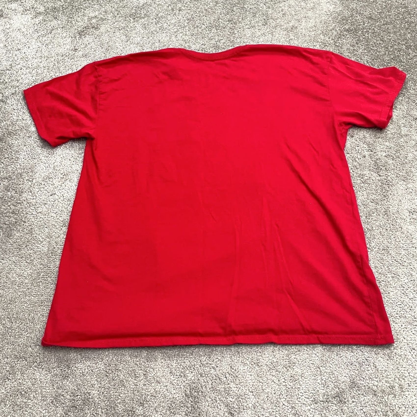Disney Disney Mickey And Friends Graphic T-Shirt Mens Large Red Crew Neck Casual Tee Size US L / EU 52-54 / 3 - 2 Thumbnail