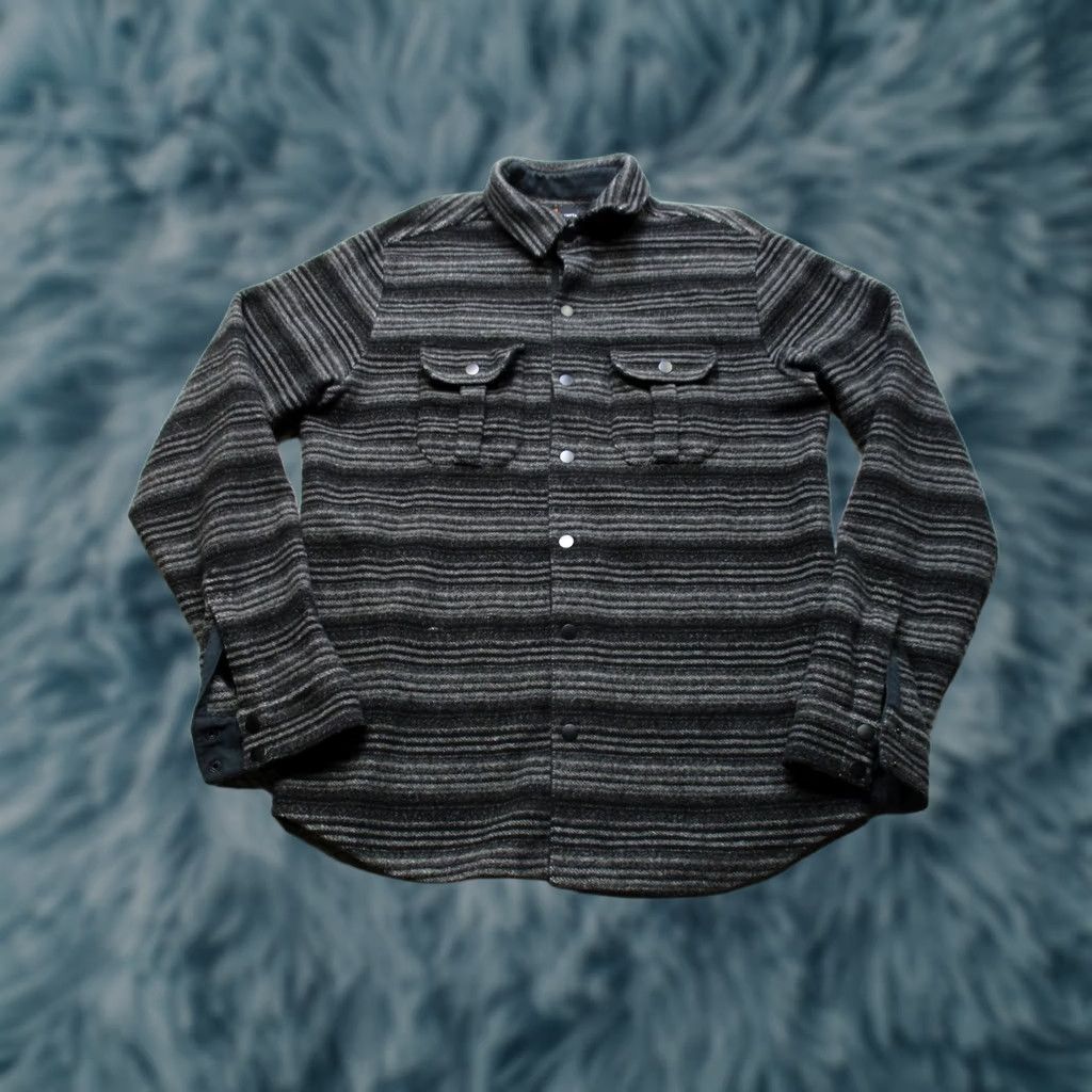 Smartwool Smartwool Anchor Line Shirt Jacket Mens L Gray Wool Lined Snap Front Striped Size US L / EU 52-54 / 3 - 1 Thumbnail