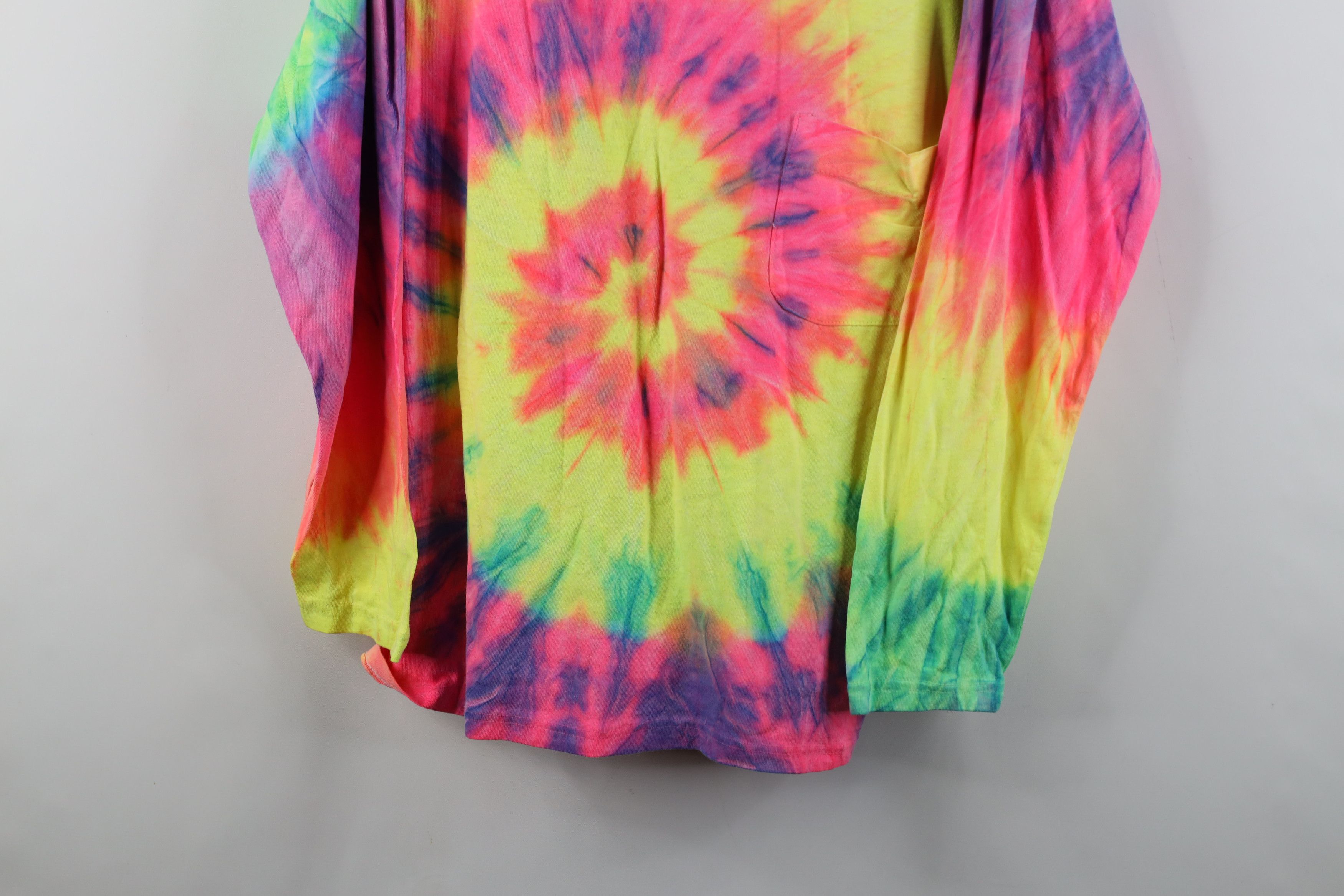 Vintage Vintage 90s Streetwear Tie Dye Swirl Turtleneck T-Shirt USA Size ONE SIZE - 3 Thumbnail