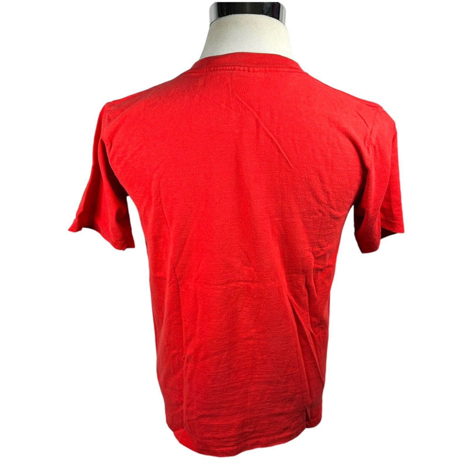 The Unbranded Brand Olympics NY Oneita Graphic T-Shirt Vintage Red USA L Size US L / EU 52-54 / 3 - 2 Thumbnail